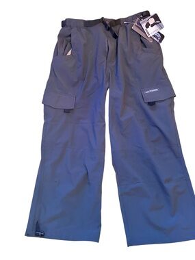 Women’s Cargo Pants with Utility Pockets